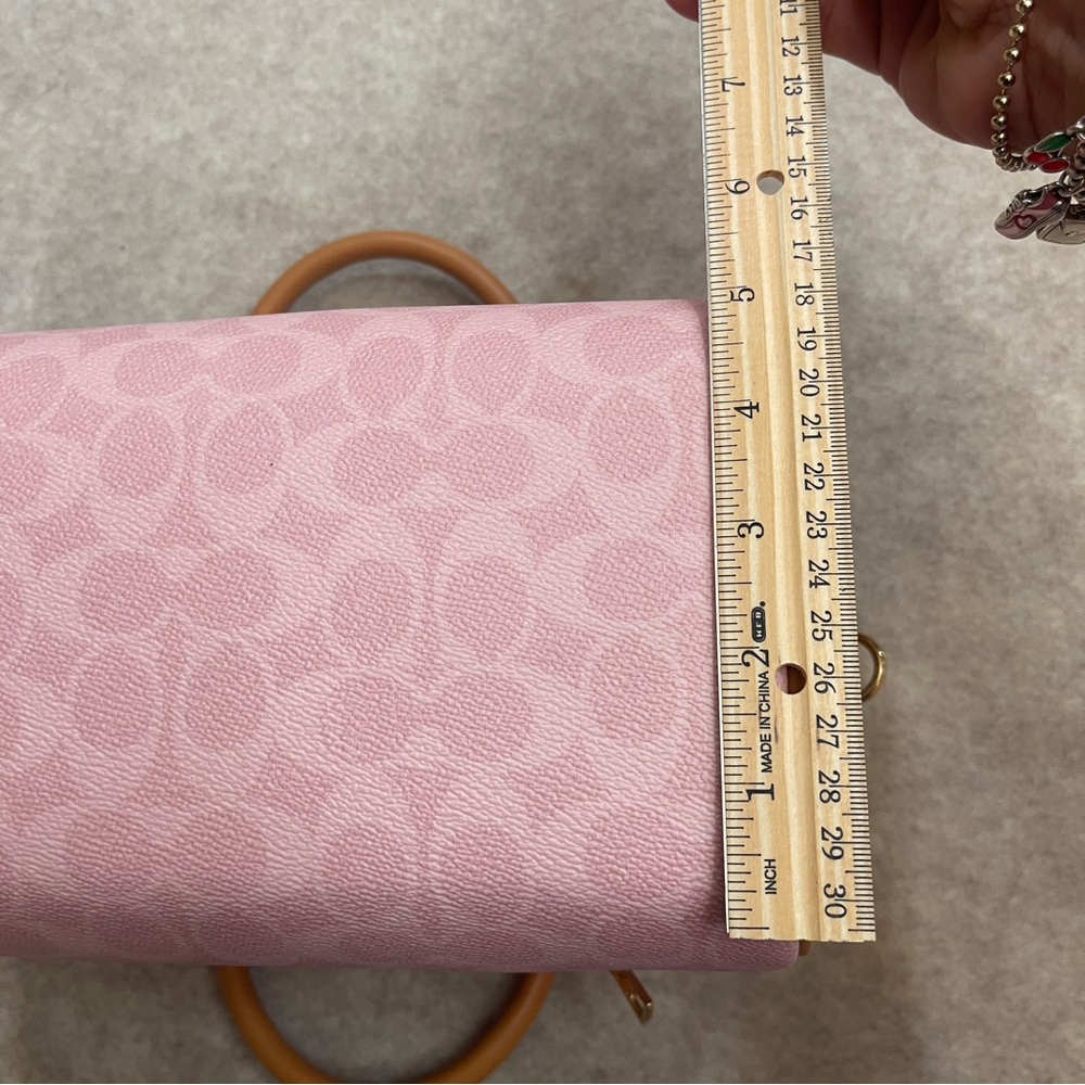 Coach 2026 Powder Pink Medium Rowen - Picture 16 of 16